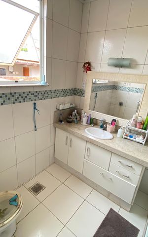 Casa à venda com 200m², 3 quartos e 2 vagas