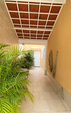 Casa à venda com 200m², 3 quartos e 2 vagas