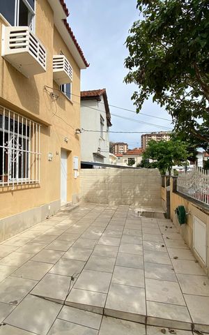 Casa à venda com 200m², 3 quartos e 2 vagas