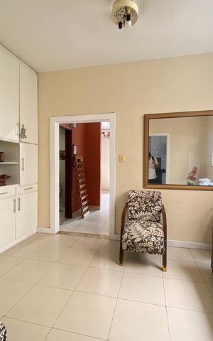 Casa à venda com 200m², 3 quartos e 2 vagas