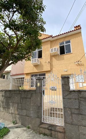 Casa à venda com 200m², 3 quartos e 2 vagas
