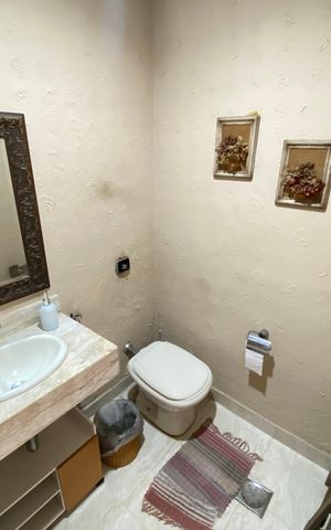 Casa à venda com 200m², 3 quartos e 2 vagas