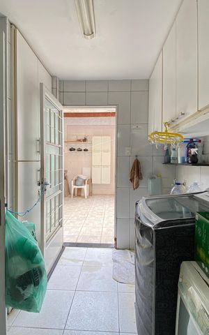 Casa à venda com 200m², 3 quartos e 2 vagas