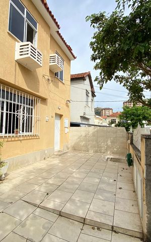 Casa à venda com 200m², 3 quartos e 2 vagas