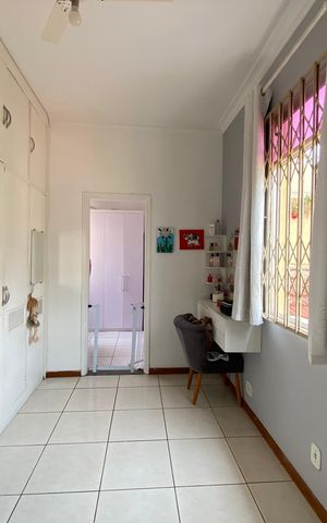 Casa à venda com 200m², 3 quartos e 2 vagas