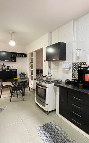 Casa à venda com 200m², 3 quartos e 2 vagas
