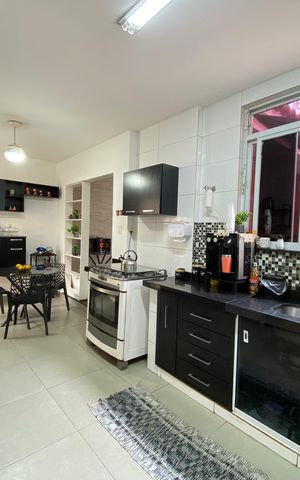 Casa à venda com 200m², 3 quartos e 2 vagas