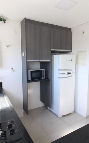 Apartamento à venda com 40m², 1 quarto e 2 vagasSala / Cozinha