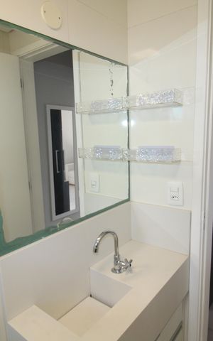 Apartamento à venda com 40m², 1 quarto e 2 vagasBanheiro