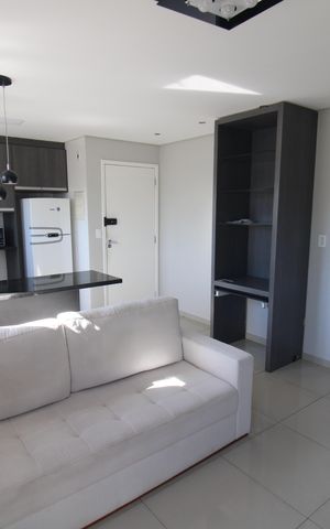 Apartamento à venda com 40m², 1 quarto e 2 vagasSala / Cozinha