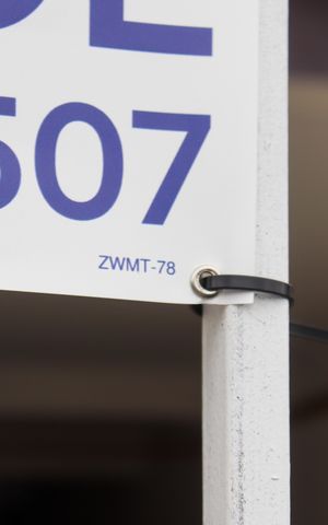 Apartamento à venda com 90m², 3 quartos e 2 vagasFachada