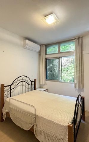 Apartamento à venda com 176m², 3 quartos e 1 vaga Apartamento à venda com 176m², 3 quartos e 1 vagaQuarto 1