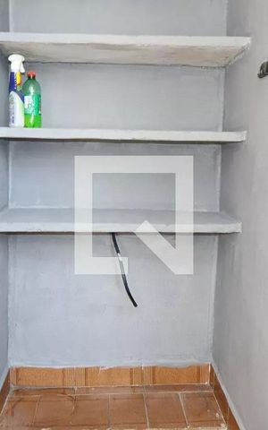Casa à venda com 270m², 4 quartos e 2 vagas Casa à venda com 270m², 4 quartos e 2 vagasDespensa