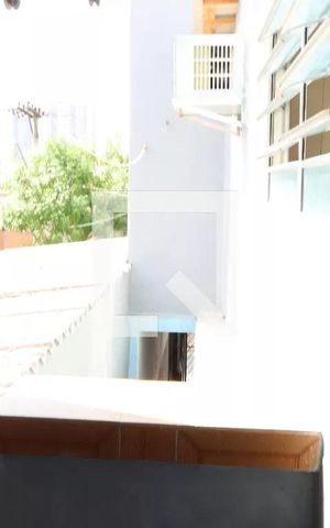 Casa à venda com 270m², 4 quartos e 2 vagas Casa à venda com 270m², 4 quartos e 2 vagasVista do Quarto de serviço