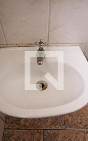 Casa à venda com 270m², 4 quartos e 2 vagas Casa à venda com 270m², 4 quartos e 2 vagasCasa 3 - Banheiro social