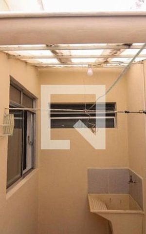 Casa à venda com 270m², 4 quartos e 2 vagas Casa à venda com 270m², 4 quartos e 2 vagasCasa 3 - área de serviço