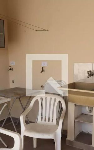Casa à venda com 270m², 4 quartos e 2 vagas Casa à venda com 270m², 4 quartos e 2 vagasÁrea comum