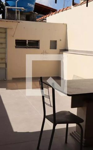 Casa à venda com 270m², 4 quartos e 2 vagas Casa à venda com 270m², 4 quartos e 2 vagasÁrea comum