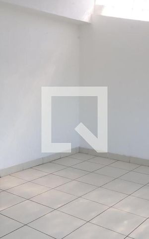 Casa à venda com 270m², 4 quartos e 2 vagas Casa à venda com 270m², 4 quartos e 2 vagasQuarto de serviço