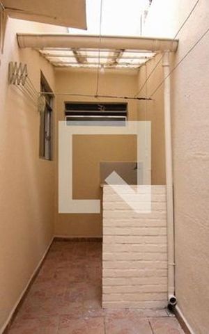 Casa à venda com 270m², 4 quartos e 2 vagas Casa à venda com 270m², 4 quartos e 2 vagasCasa 3 - área de serviço