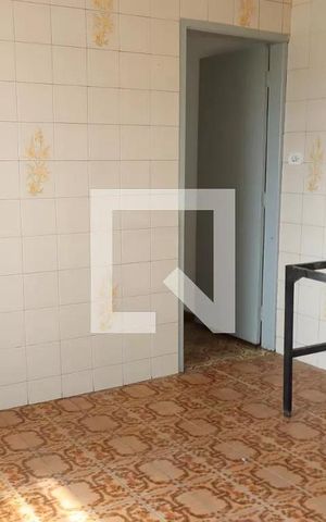 Casa à venda com 270m², 4 quartos e 2 vagas Casa à venda com 270m², 4 quartos e 2 vagasCozinha