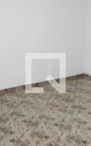 Casa à venda com 270m², 4 quartos e 2 vagas Casa à venda com 270m², 4 quartos e 2 vagasSala
