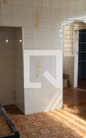 Casa à venda com 270m², 4 quartos e 2 vagas Casa à venda com 270m², 4 quartos e 2 vagasCozinha