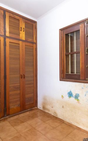 Casa à venda com 430m², 4 quartos e 4 vagas Casa à venda com 430m², 4 quartos e 4 vagasÁrea de Serviço