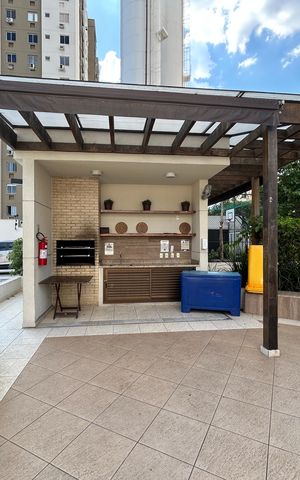 Apartamento para alugar com 64m², 3 quartos e 1 vagaÁrea comum - Churrasqueira