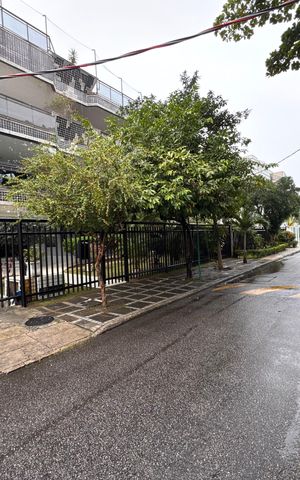 Apartamento à venda com 220m², 4 quartos e 2 vagas Apartamento à venda com 220m², 4 quartos e 2 vagasFachada