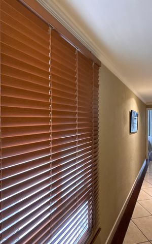 Apartamento à venda com 220m², 4 quartos e 2 vagas Apartamento à venda com 220m², 4 quartos e 2 vagasCorredor