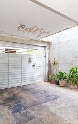 Casa à venda com 125m², 3 quartos e 3 vagas Casa à venda com 125m², 3 quartos e 3 vagasGaragem