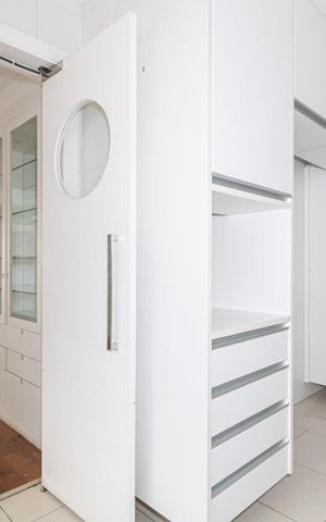 Apartamento à venda com 173m², 3 quartos e 3 vagas Apartamento à venda com 173m², 3 quartos e 3 vagasCozinha