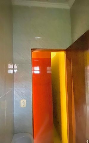 Casa à venda com 100m², 3 quartos e 2 vagas