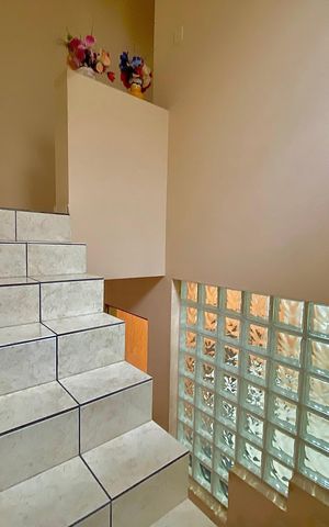 Casa à venda com 100m², 3 quartos e 2 vagas