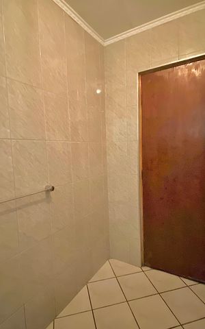 Casa à venda com 100m², 3 quartos e 2 vagas