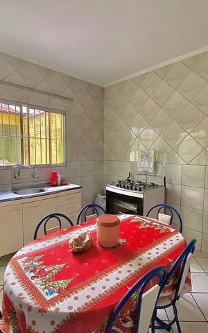 Casa à venda com 100m², 3 quartos e 2 vagas