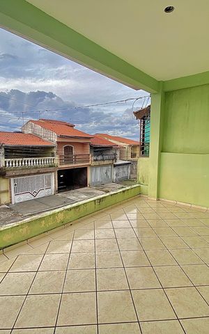 Casa à venda com 100m², 3 quartos e 2 vagas