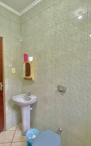 Casa à venda com 100m², 3 quartos e 2 vagas