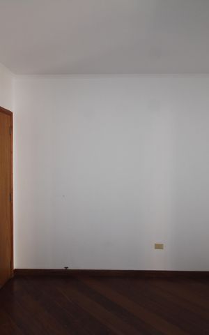 Apartamento à venda com 136m², 4 quartos e 2 vagasQuarto 1