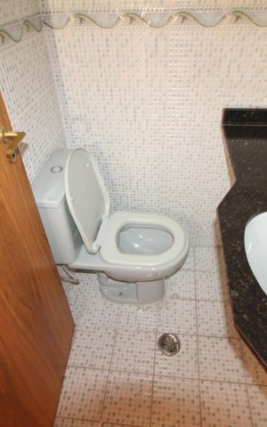 Apartamento à venda com 136m², 4 quartos e 2 vagasÁrea de Serviço - Lavabo