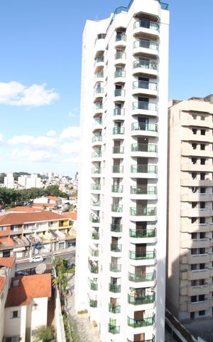 Apartamento à venda com 136m², 4 quartos e 2 vagasSala - Varanda