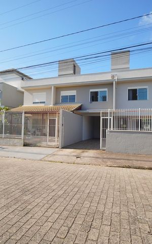 Casa para alugar com 133m², 3 quartos e 2 vagasFachada