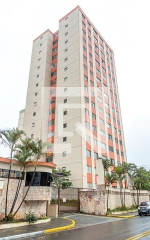 Apartamento à venda com 89m², 3 quartos e 1 vaga Apartamento à venda com 89m², 3 quartos e 1 vagaFachada