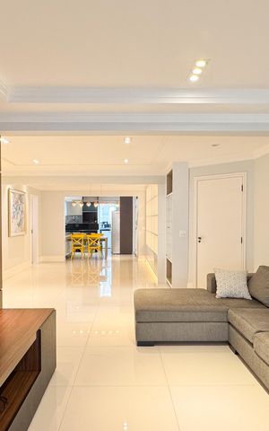Apartamento para alugar com 204m², 3 quartos e 3 vagasSala