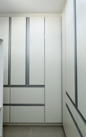 Apartamento para alugar com 204m², 3 quartos e 3 vagasQuarto de Serviço
