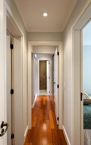 Apartamento para alugar com 204m², 3 quartos e 3 vagasAcesso - Quartos 