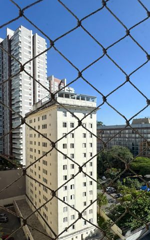 Apartamento para alugar com 204m², 3 quartos e 3 vagasVista - Sacada  