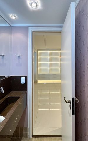 Apartamento para alugar com 204m², 3 quartos e 3 vagasLavabo 