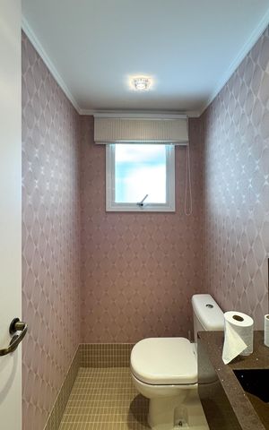 Apartamento para alugar com 204m², 3 quartos e 3 vagasLavabo 